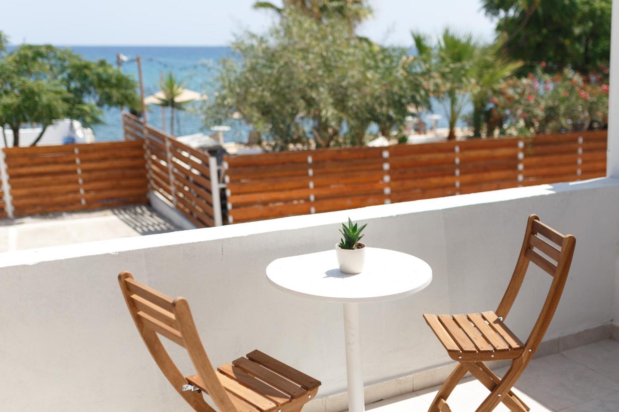 Azure Bay Hotel Ayia Varvara Eksteriør billede