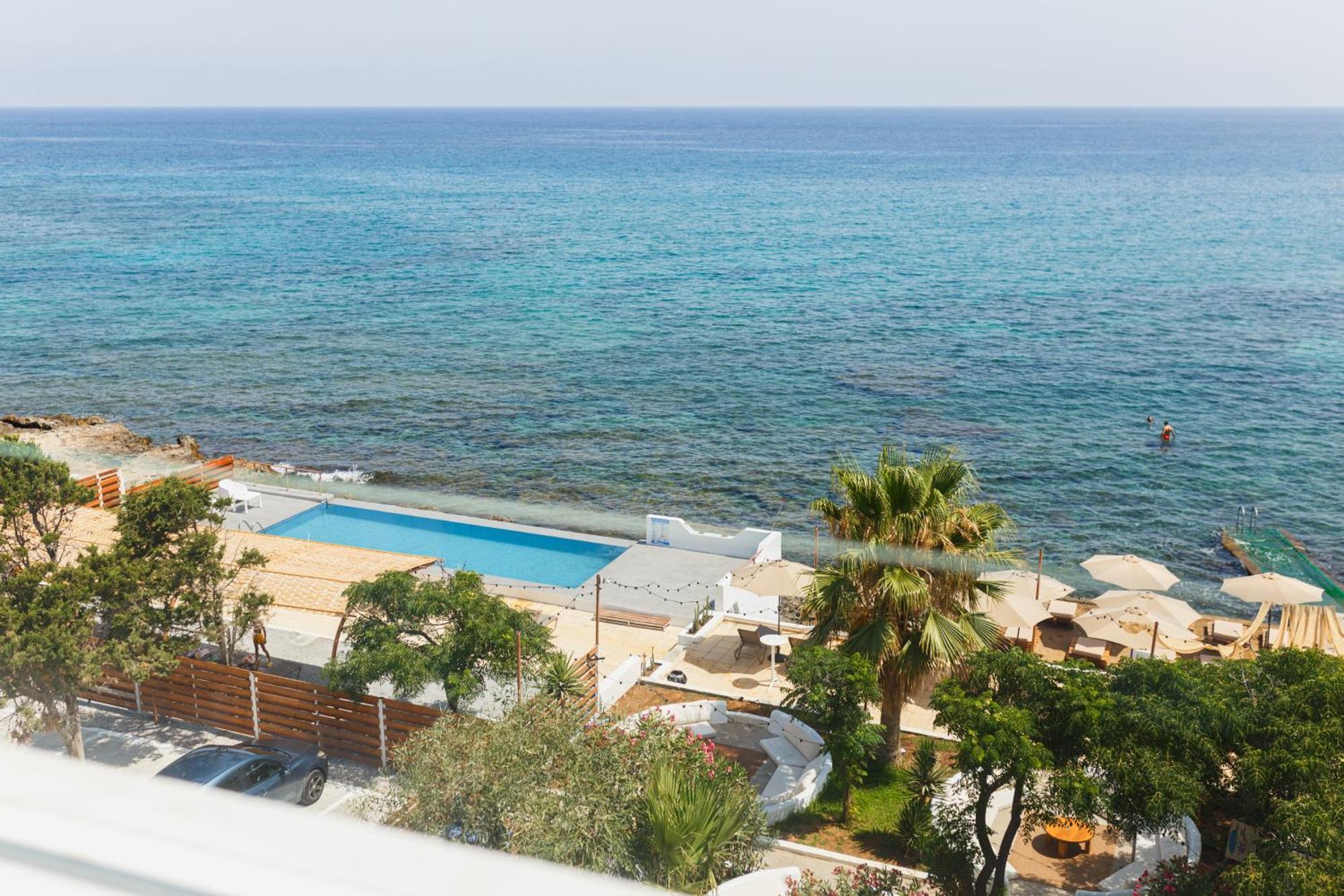 Azure Bay Hotel Ayia Varvara Eksteriør billede