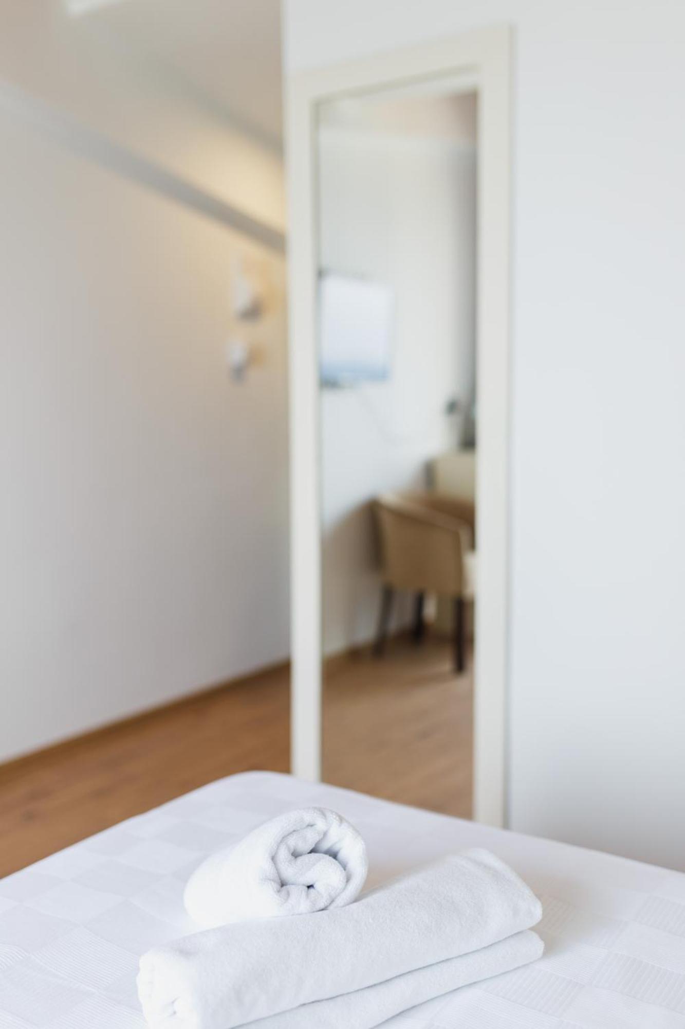 Azure Bay Hotel Ayia Varvara Eksteriør billede